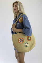 Bohem Basttasche 2 „Fusion“ – Handgefertigtes Unikat mit Häkel-Applikationen