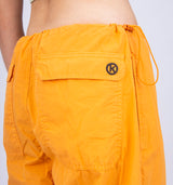 Leichte Parachute Pants mit weiter Beinform und Tunnelzug in Orange