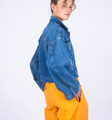 Kurze Vintage Look Jeansjacke mit raffinierten Ballonärmeln in Mid Blue