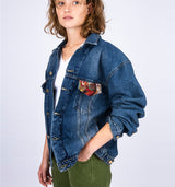 Oversize Jeansjacke mit farbenfroher floraler Jacquardmusterung