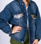 Limitierte Jeansjacke im lässigen oversize Style mit hochwertiger floraler Jacquardmusterung