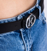 Schmaler Echt Leder Gürtel mit runder Schließe in Silber