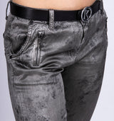 Lässige Hose aus baumwoll Satin in Silber Grau mit dezentem Muster