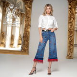 Gloria R Personalisierte Denim Culotte mit roten Swarovski Elements und weißen Glassteinen aus der Collektion von Princess Herta Margarete Habsburg