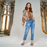 Victoria The Royal Denim Collection Princess Herta Margarete Habsburg Loose Fit Jeans mit Glassteinen Hand benäht