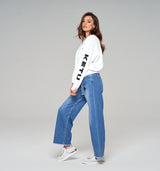 Lässiges Sweatshirt in Weiß mit 3D Schriftzug am Arm