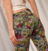 Hose mit floralem Muster
