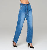 EMMA High Rise Wide-Leg Jeans in Mid Blue mit Bindegürtel in limitierter Auflage