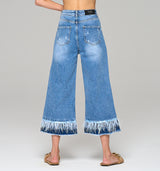 High Fashion Jeans Culotte in Cropped Look mit Satinband und Federn